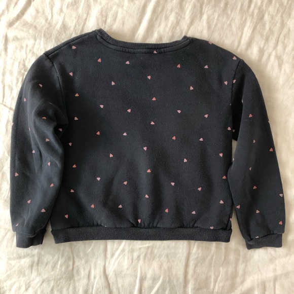 H&M heart 🩷❤️ sweatshirt, size 6/7 - Picture 2 of 4